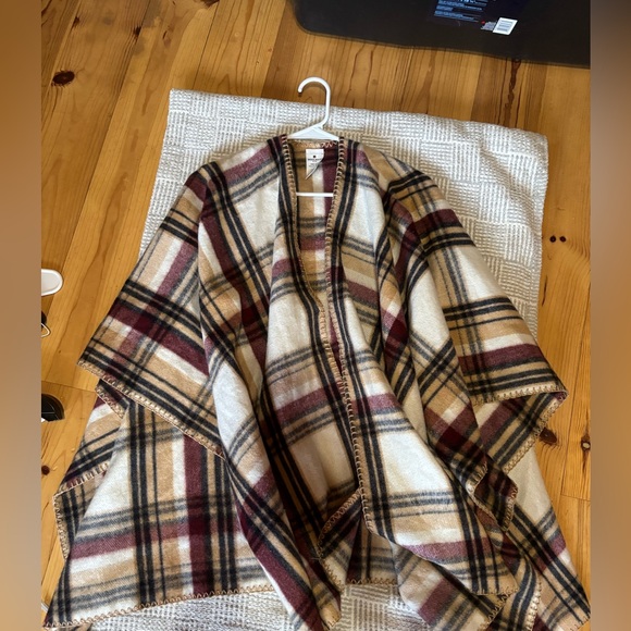 Woolrich Sweaters - Woolrich fleece wrap